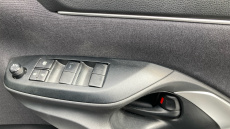 Toyota Yaris Cross 1.5 Hybrid Design 5dr CVT Hybrid Estate